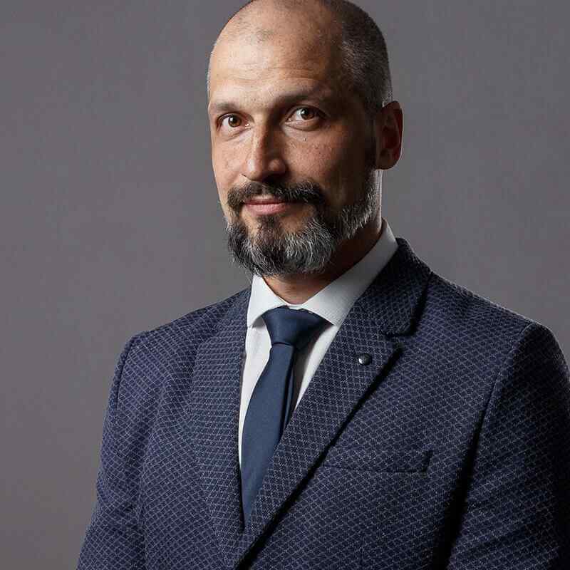 https://dfagva.ch/wp-content/uploads/2019/10/inner_team_01-1.jpg