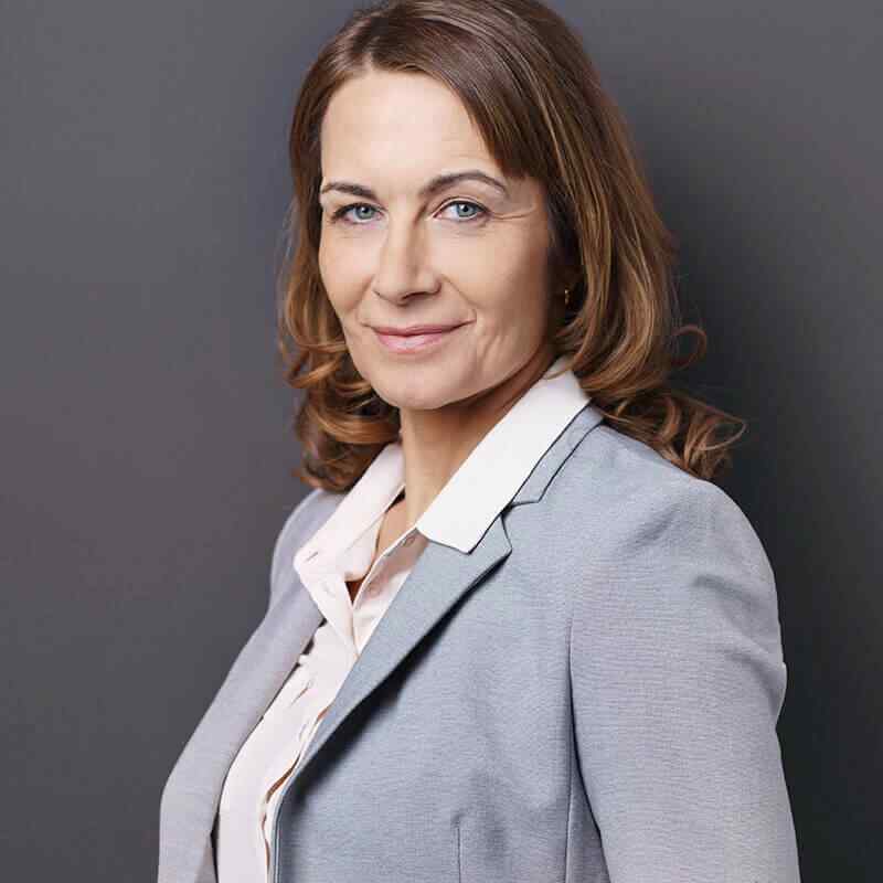 https://dfagva.ch/wp-content/uploads/2019/10/inner_team_02.jpg